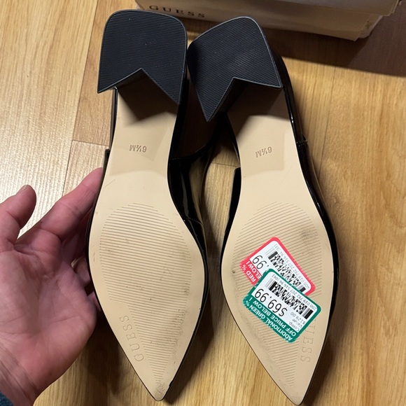 GUESS size 6.5 new logo Shiny Black Women's Heels sling back - Picture 9 of 13